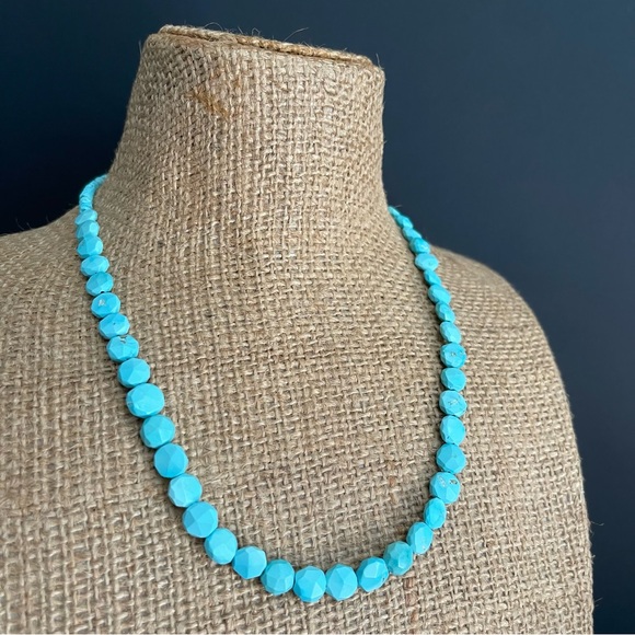 Natural Arizona faceted Turquoise Beaded Necklace - Picture 2 of 10